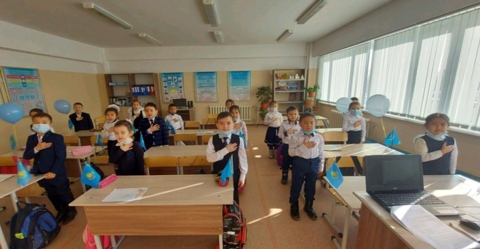 1 «Ә»-сыныбының «Елін сүйген, елі сүйген Елбасы» атты сынып сағатты